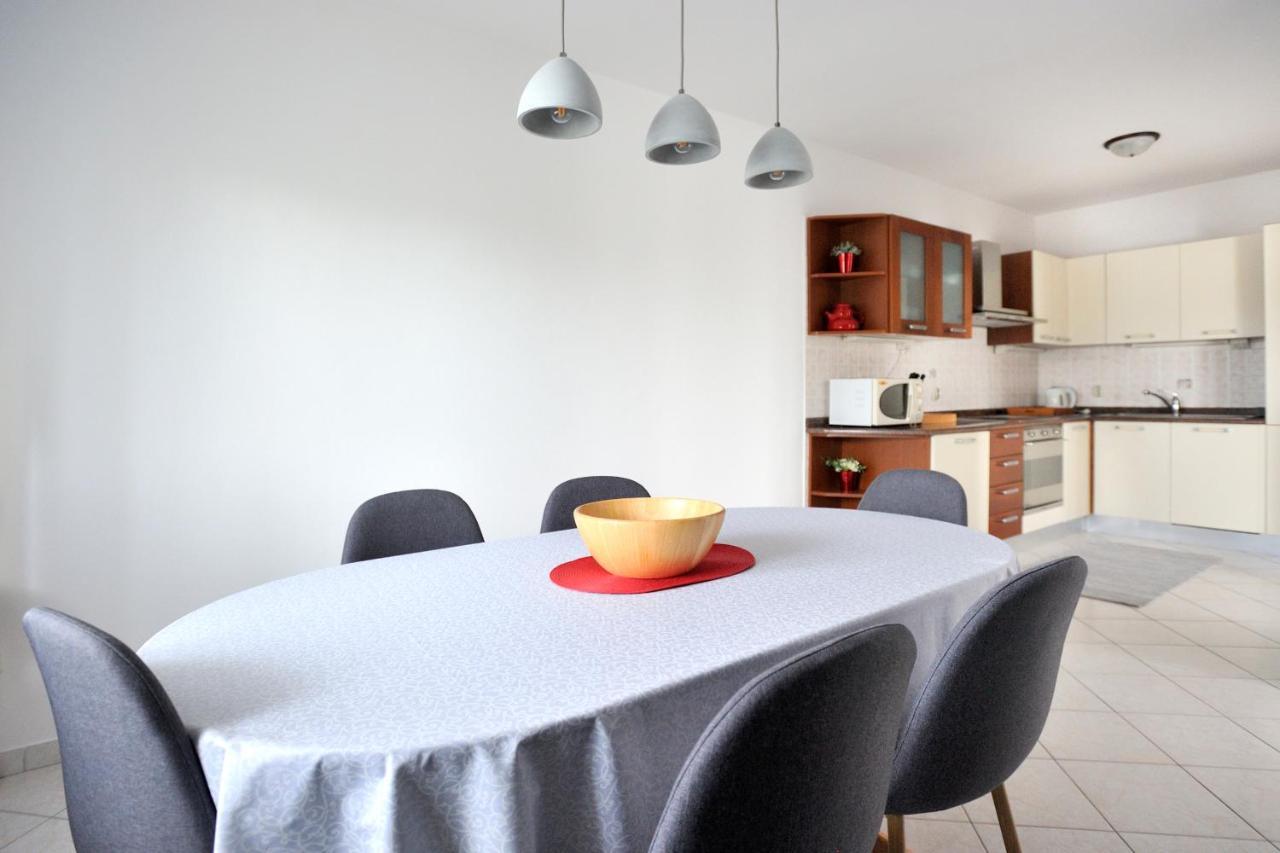 Apartment Vinja Porec - Privat Garden - Whirlpool ภายนอก รูปภาพ